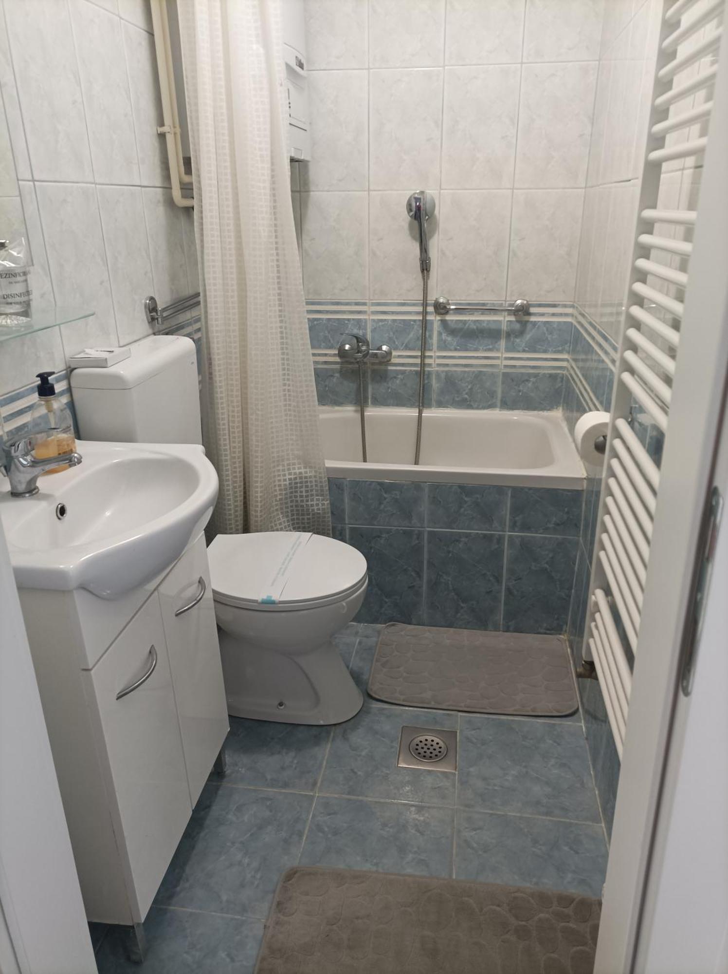 Apartman Lux ดารูวาร์ ภายนอก รูปภาพ