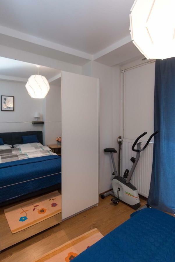 Apartman Lux ดารูวาร์ ภายนอก รูปภาพ